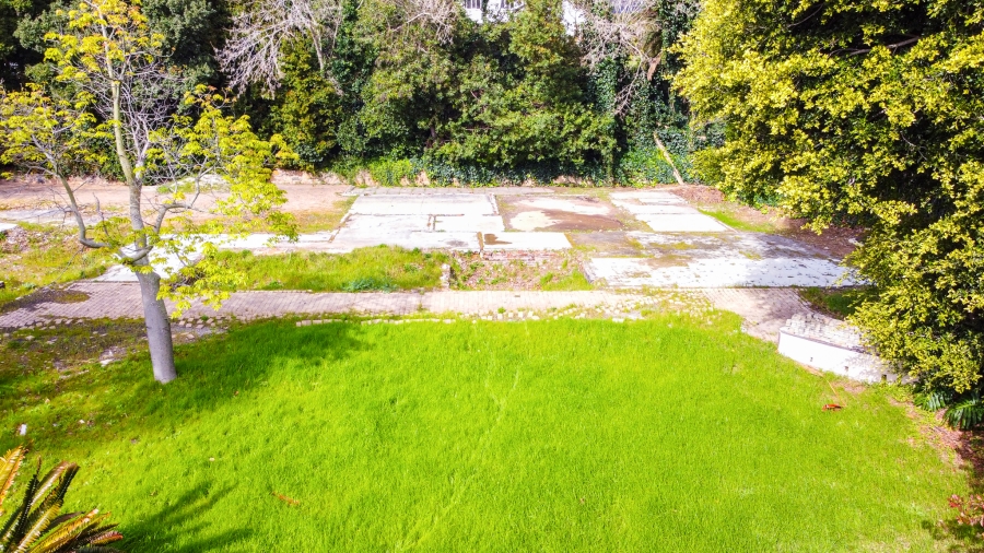 0 Bedroom Property for Sale in Bishopscourt Western Cape